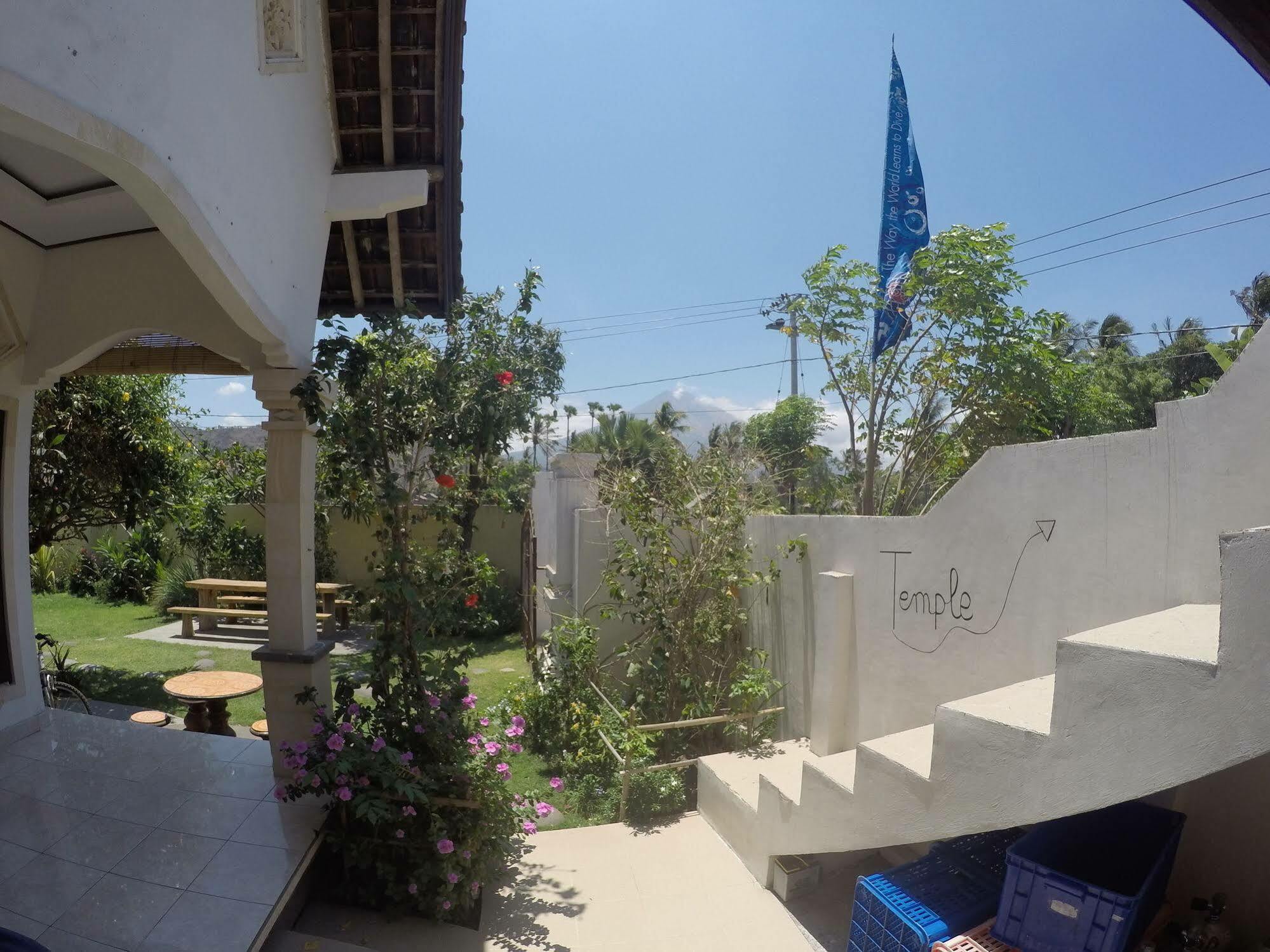 Bali Fab Dive Center Hostel Αμέντ Εξωτερικό φωτογραφία